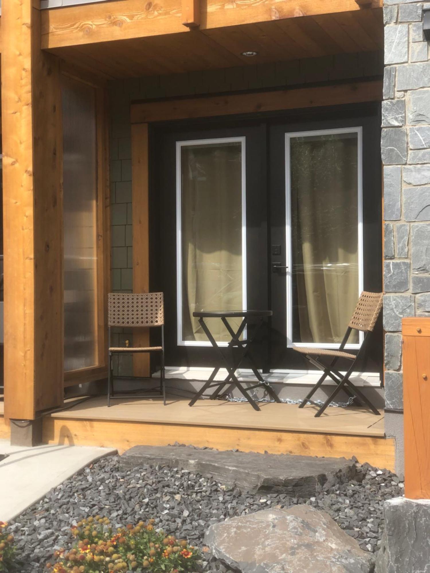 Apartamento Special! New Downtown Mtn View Free Parking 2B&2B Canmore Exterior foto
